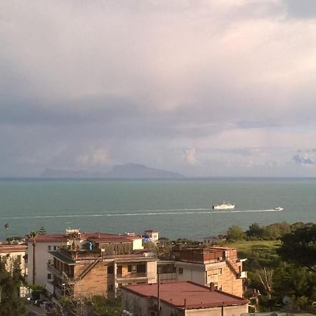 Posillipo: Soggiorno D'Incanto Apartment เนเปิลส์ ภายนอก รูปภาพ