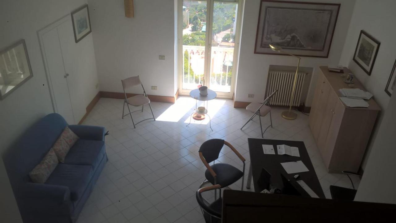 Posillipo: Soggiorno D'Incanto Apartment เนเปิลส์ ภายนอก รูปภาพ