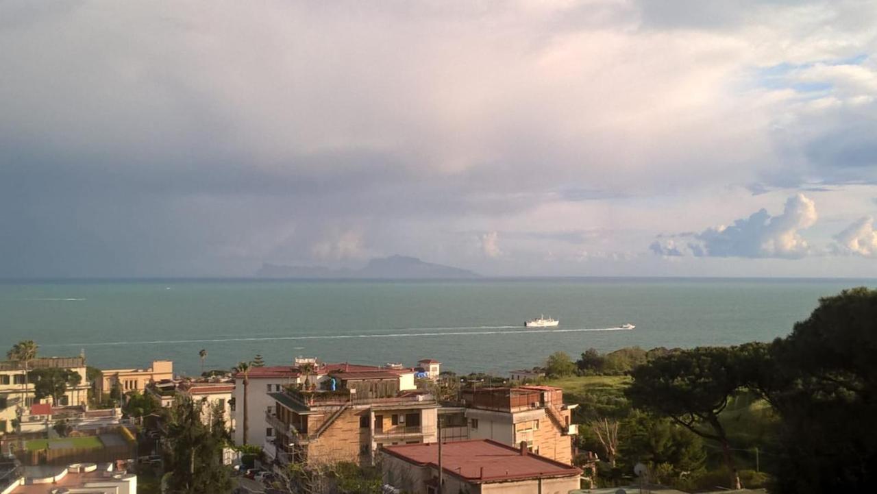 Posillipo: Soggiorno D'Incanto Apartment เนเปิลส์ ภายนอก รูปภาพ