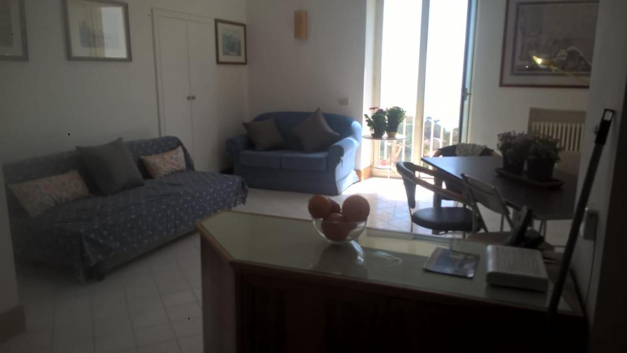 Posillipo: Soggiorno D'Incanto Apartment เนเปิลส์ ภายนอก รูปภาพ