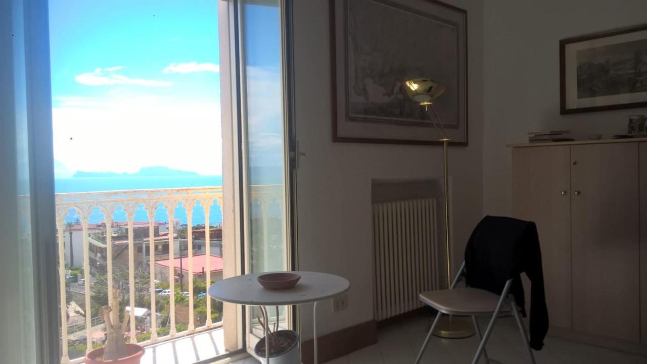 Posillipo: Soggiorno D'Incanto Apartment เนเปิลส์ ภายนอก รูปภาพ
